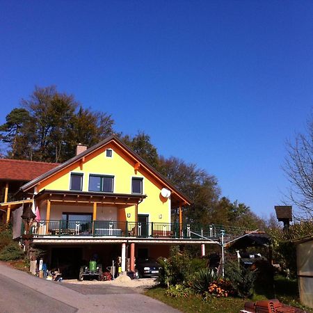 Gaestehaus Schmid Sankt Johann im Saggautal Экстерьер фото