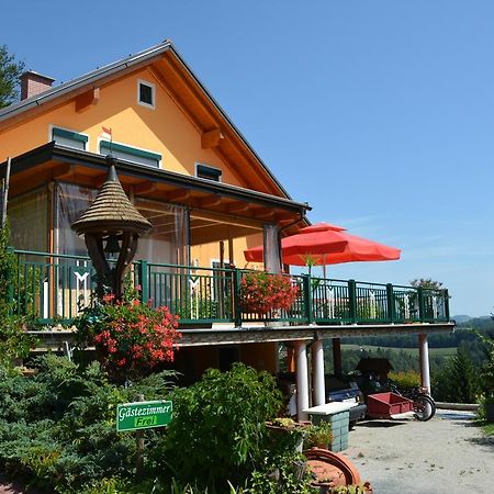 Gaestehaus Schmid Sankt Johann im Saggautal Экстерьер фото